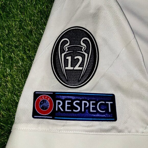 Cristiano Ronaldo Real Madrid 2017 2018 LAST GAME FINAL Soccer Jersey BNWT XL - Picture 5 of 11